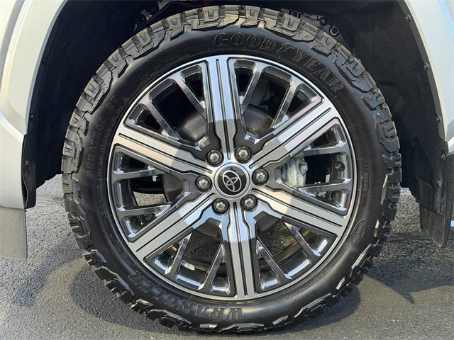 Used 2023 Toyota Sequoia Capstone image 11