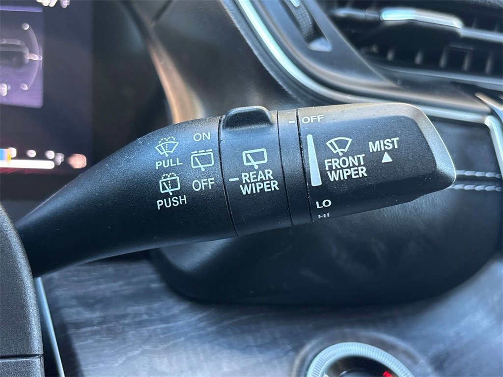 Used 2022 Jeep Grand Cherokee Limited image 28