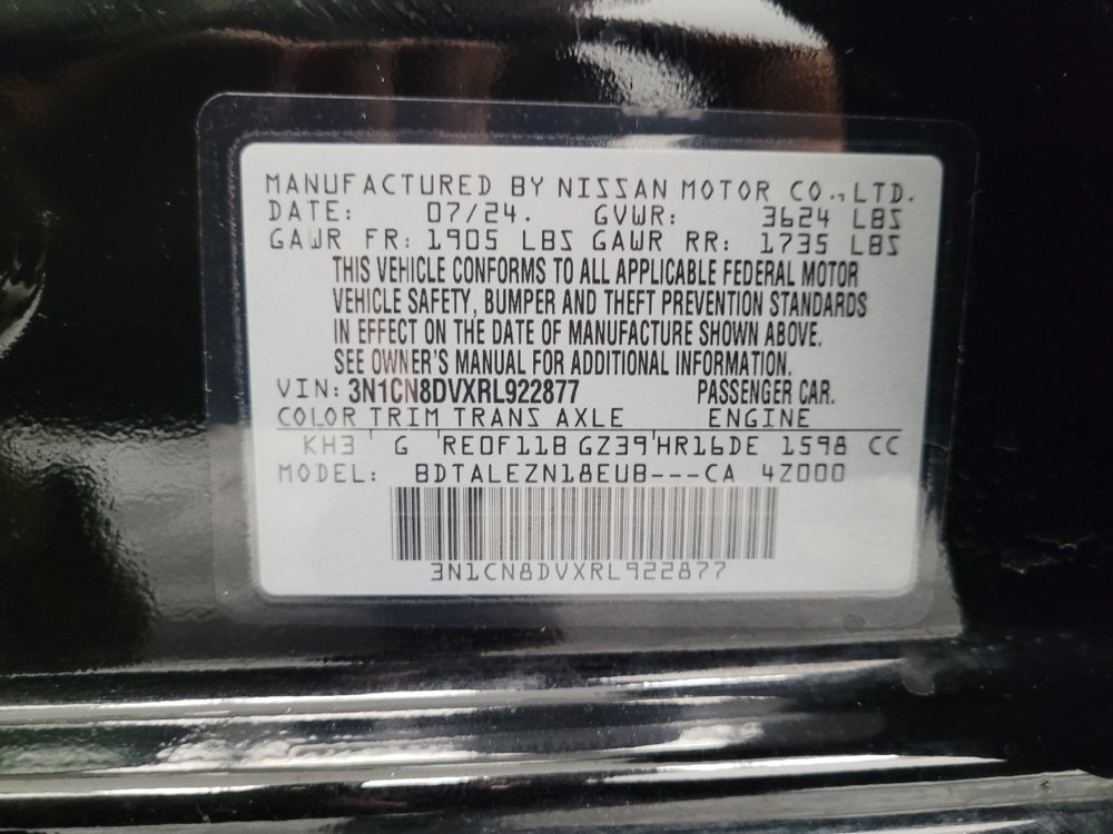 Used 2024 Nissan Versa S w/ Trunk Package FWD image 33