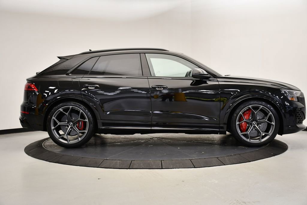 New 2026 Audi RS Q8 performance image 6