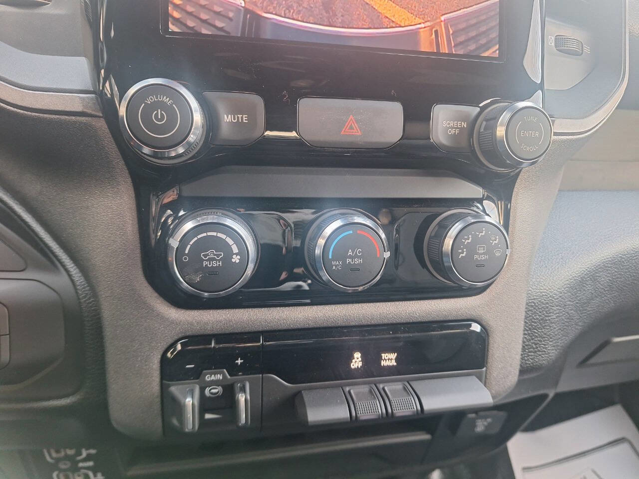 New 2026 RAM 2500 Tradesman w/ Chrome Appearance Group image 15