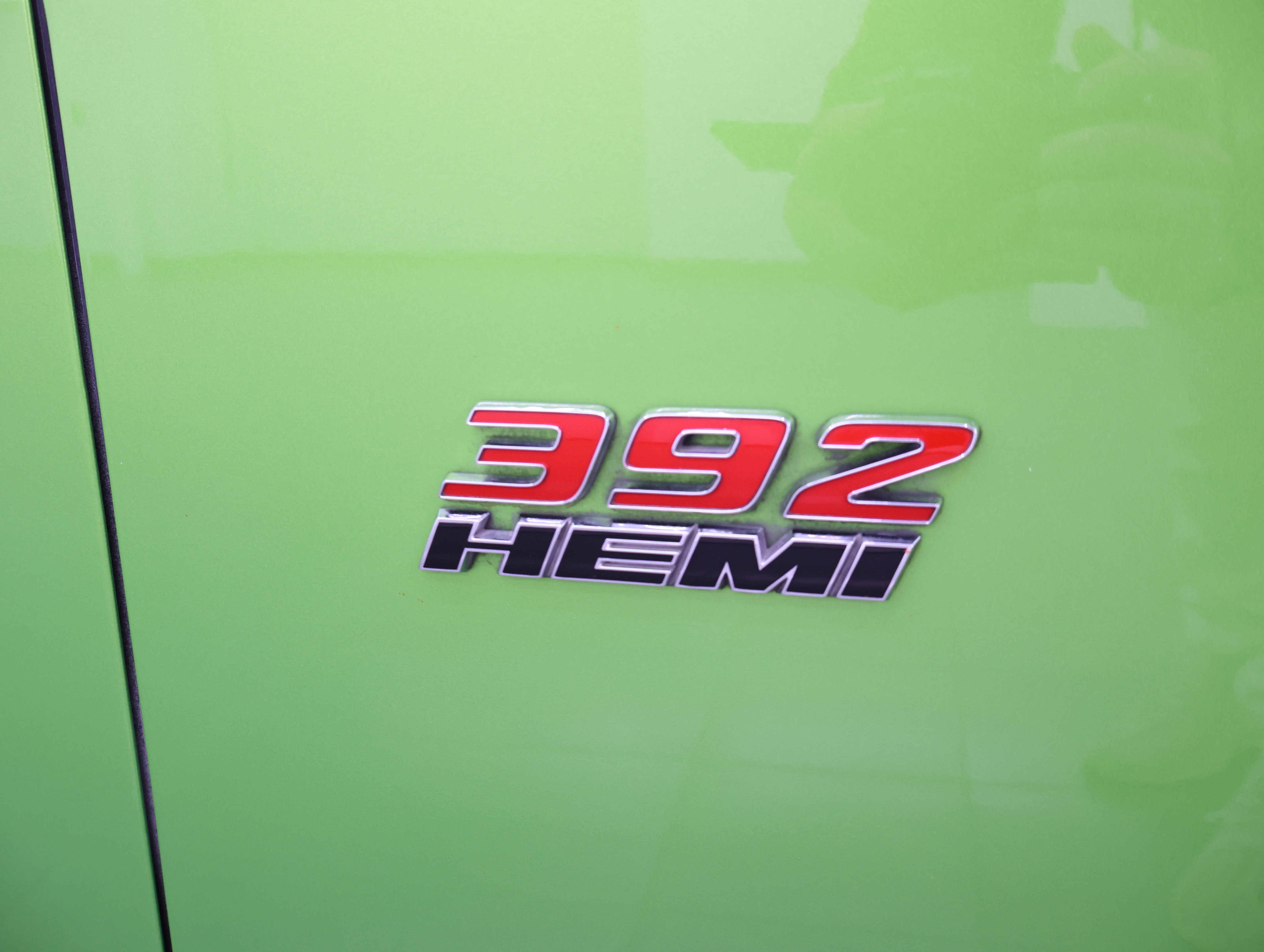 Used 2011 Dodge Challenger SRT8 w/ Green w/Envy Group image 24