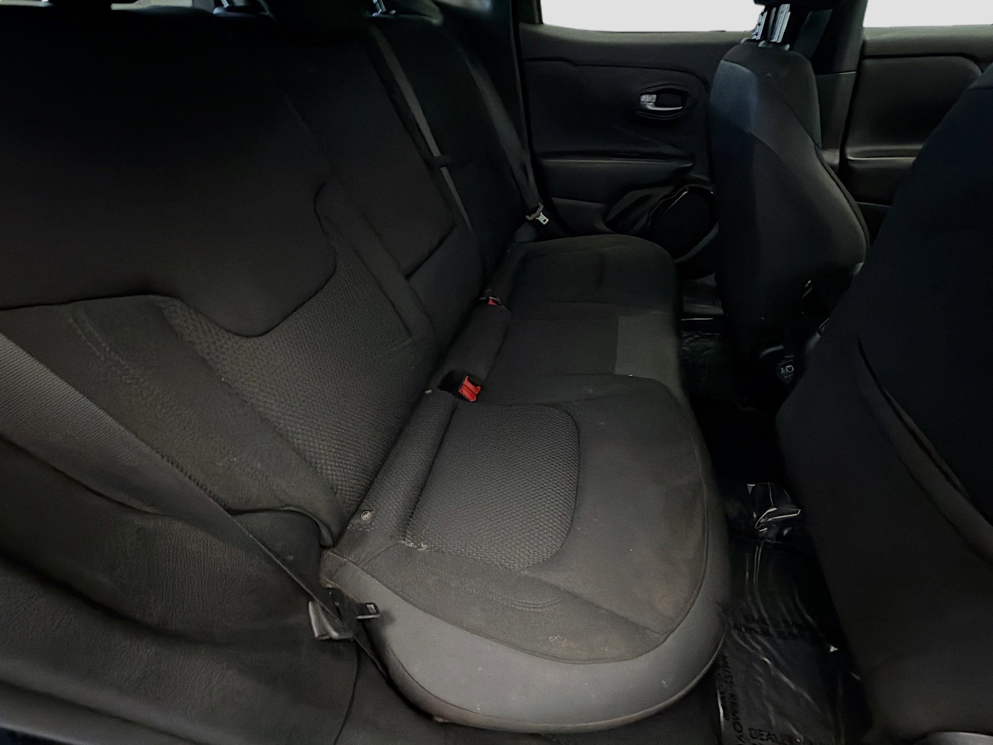 Used 2018 Jeep Renegade Altitude w/ UConnect 8.4 Nav Group image 14