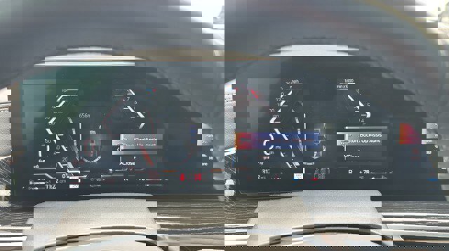 Used 2025 BMW X6 xDrive40i w/ Climate Comfort Package image 30