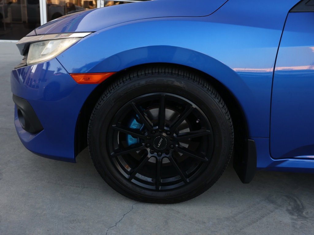 Used 2017 Honda Civic EX-T image 11