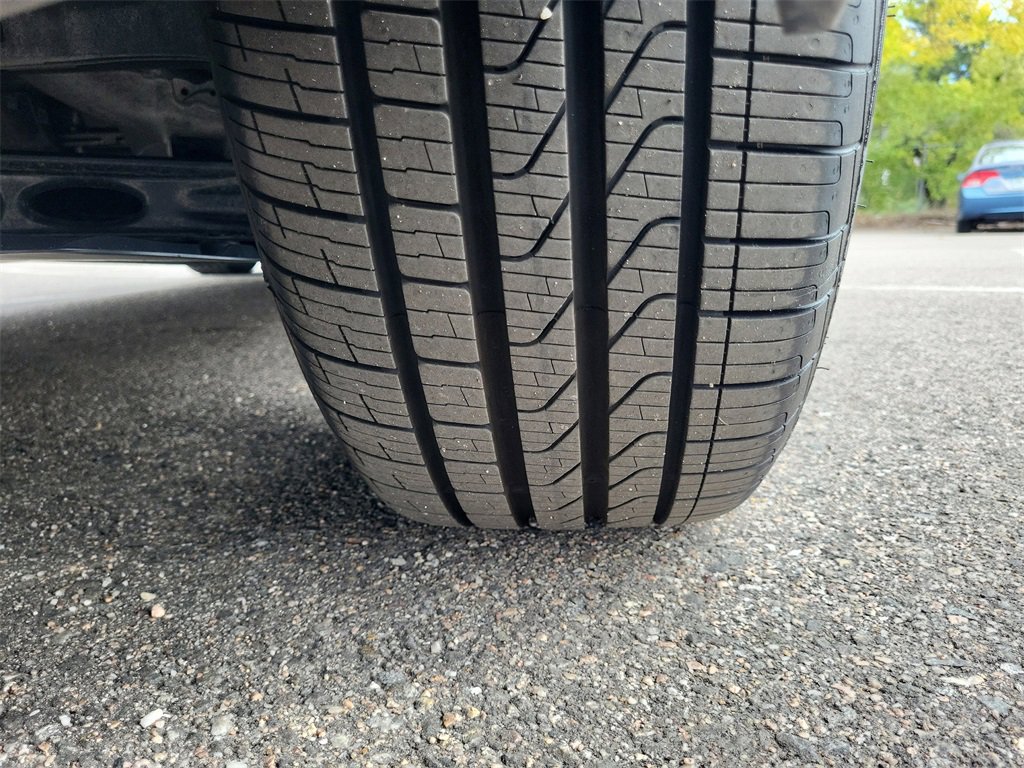 Used 2022 BMW 530e xDrive 530e iPerformance w/ Premium Package image 14