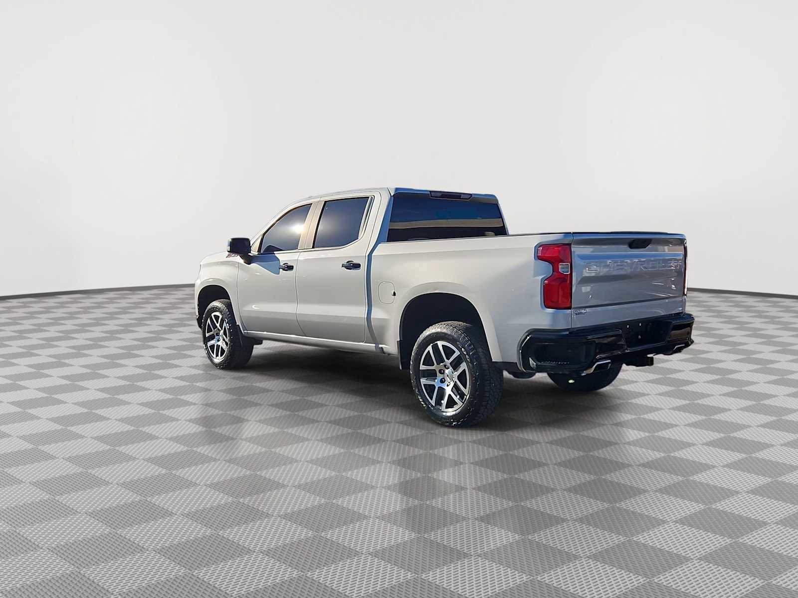 Used 2019 Chevrolet Silverado 1500 LT Trail Boss w/ Convenience Package image 6