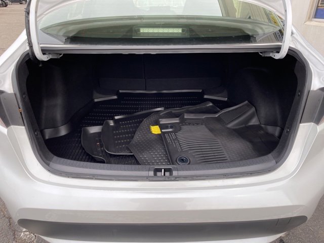 Used 2022 Toyota Corolla LE image 29