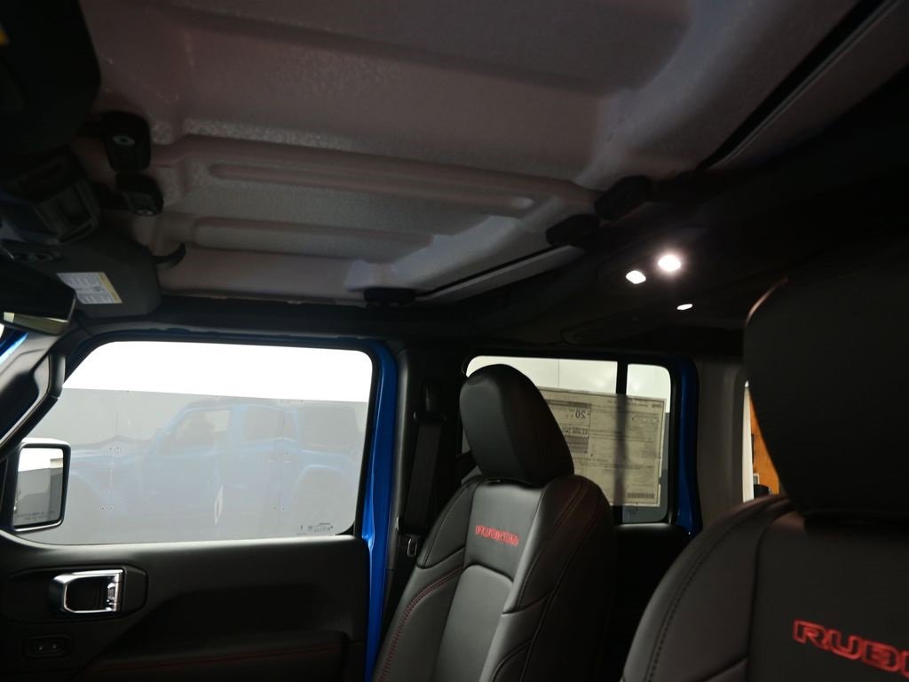 New 2025 Jeep Wrangler Unlimited Rubicon w/ Technology Group image 16