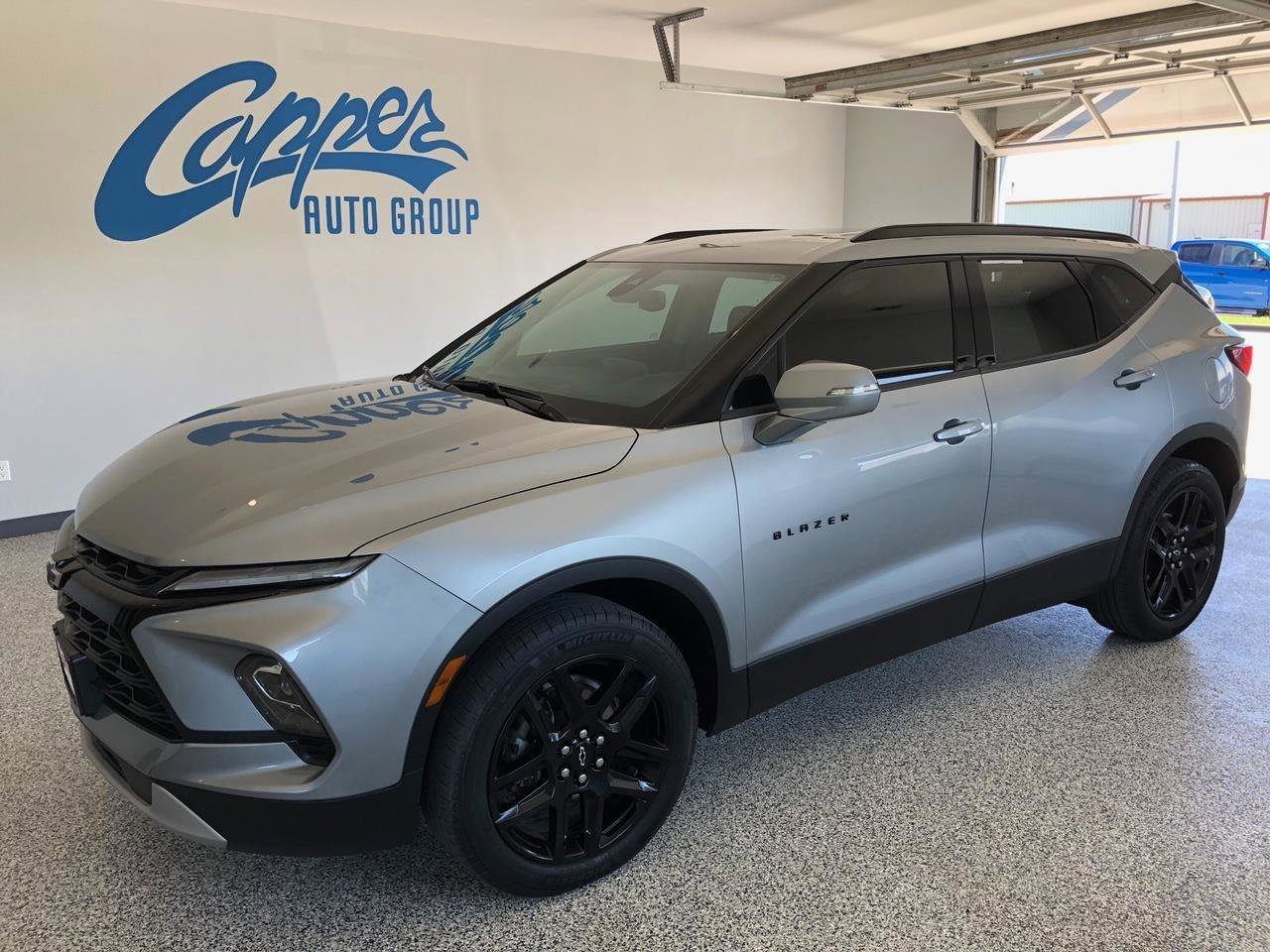 Used 2024 Chevrolet Blazer LT w/ LPO, Black Grille Bar Package AWD/4WD image 1