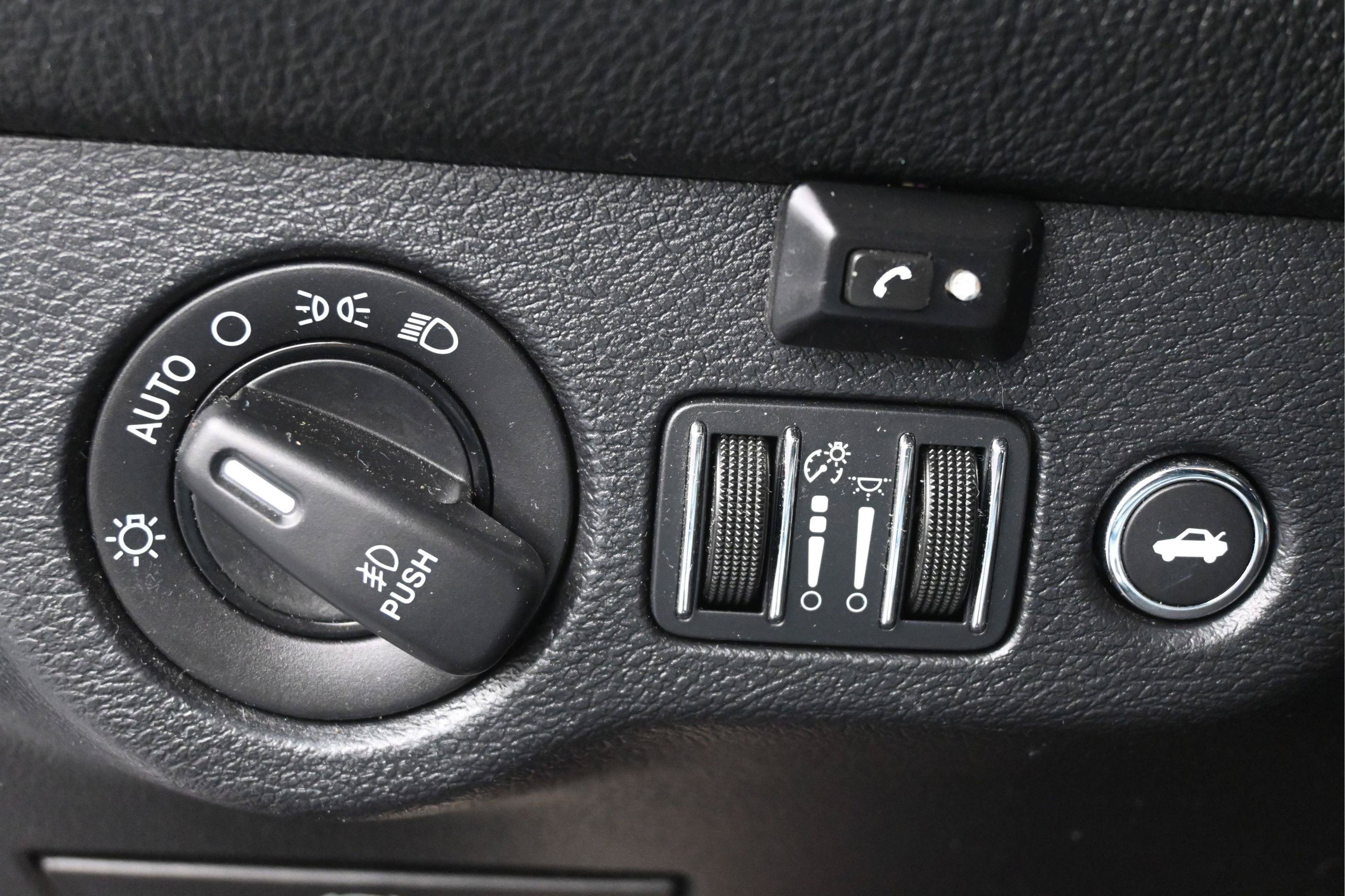 Used 2016 Dodge Challenger R/T Plus RWD image 21