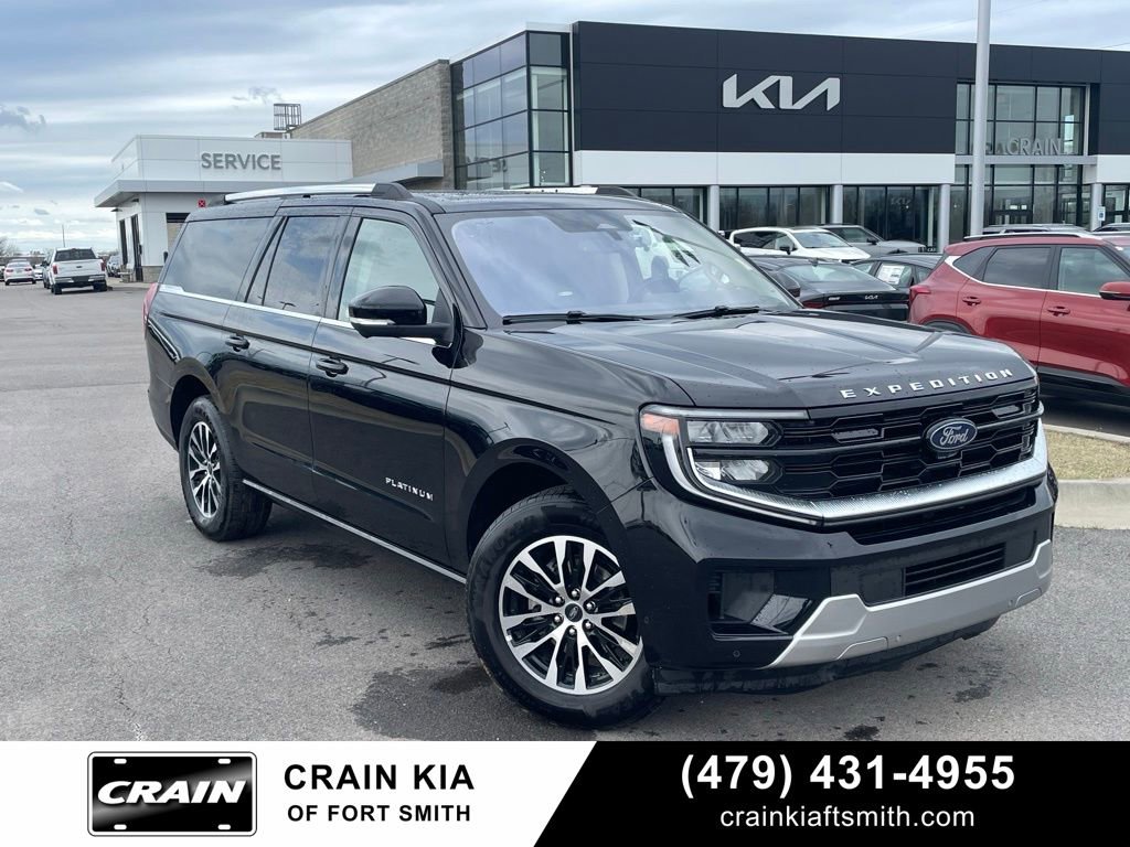 Used 2025 Ford Expedition Max Platinum AWD/4WD image 1
