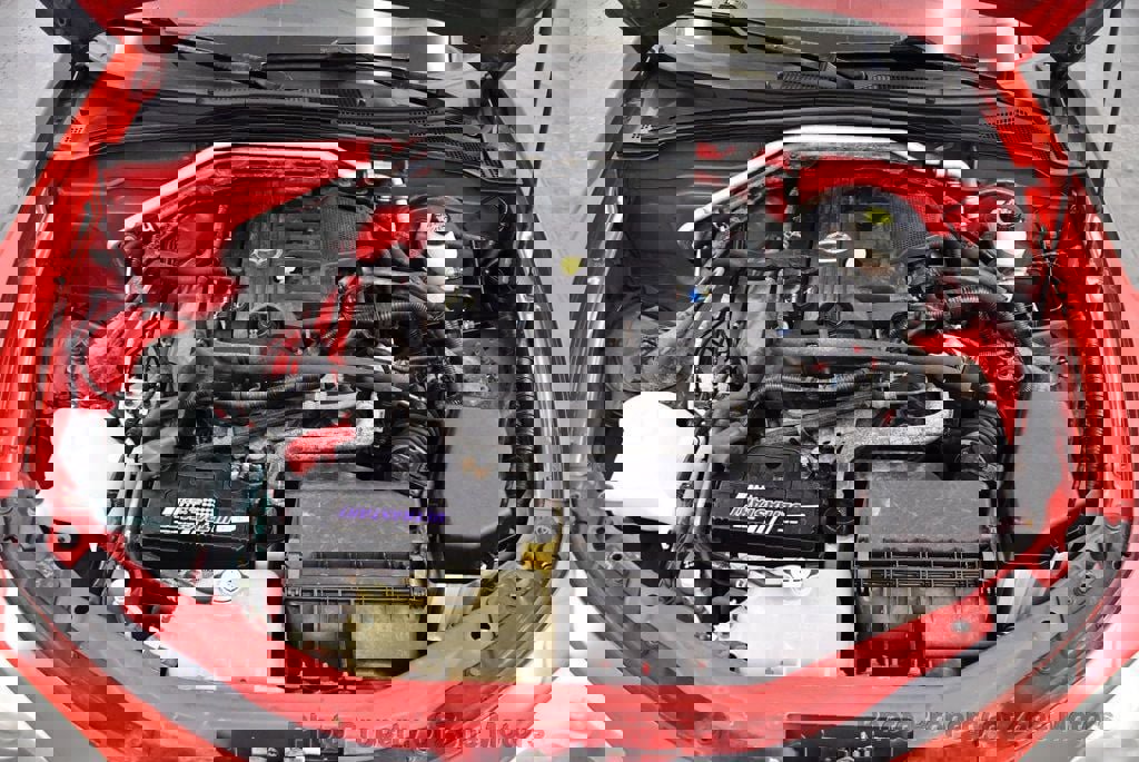 Used 2006 MAZDA MX-5 Miata Sport w/ Suspension Pkg RWD image 31