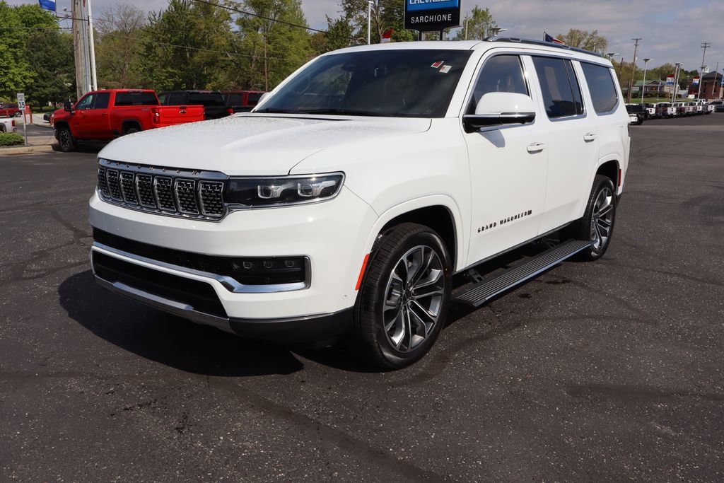 Used 2022 Jeep Grand Wagoneer Series III w/ Rear Seat Video Group 1 AWD/4WD image 43