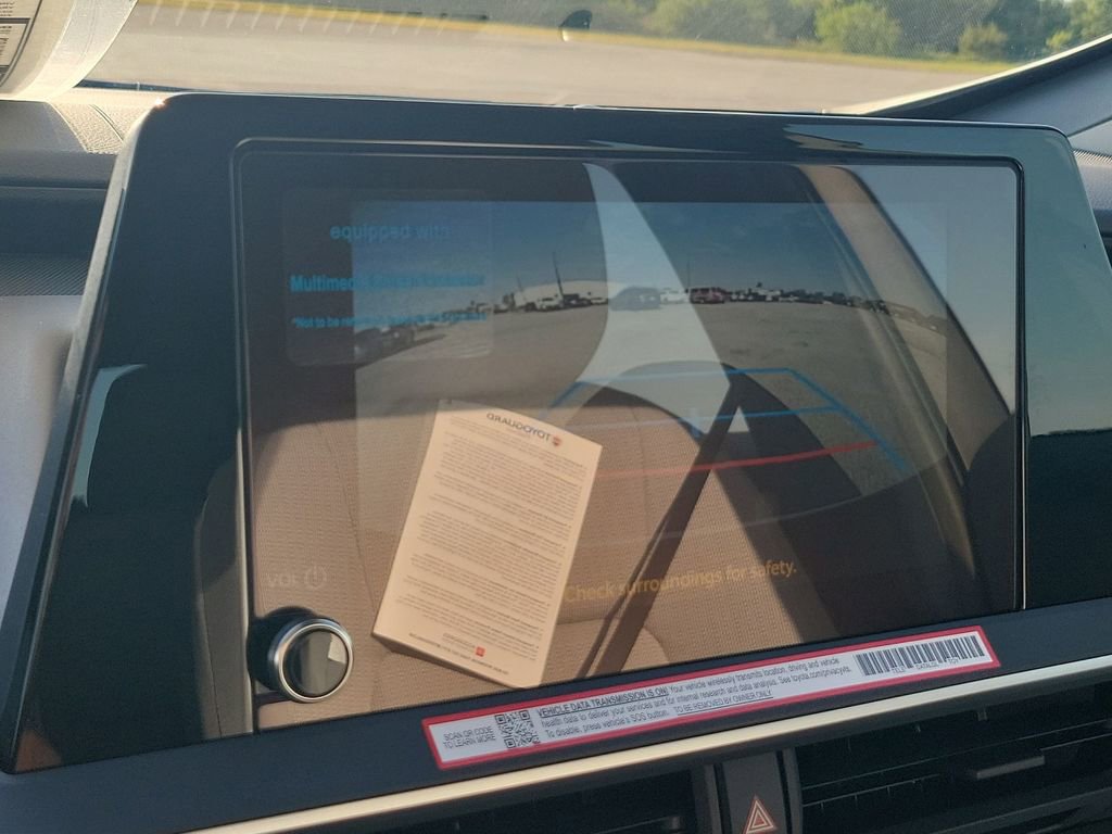 New 2026 Toyota Prius LE image 30