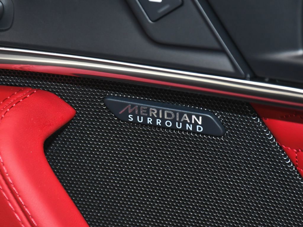 Used 2024 Jaguar F-TYPE R-Dynamic RWD image 17