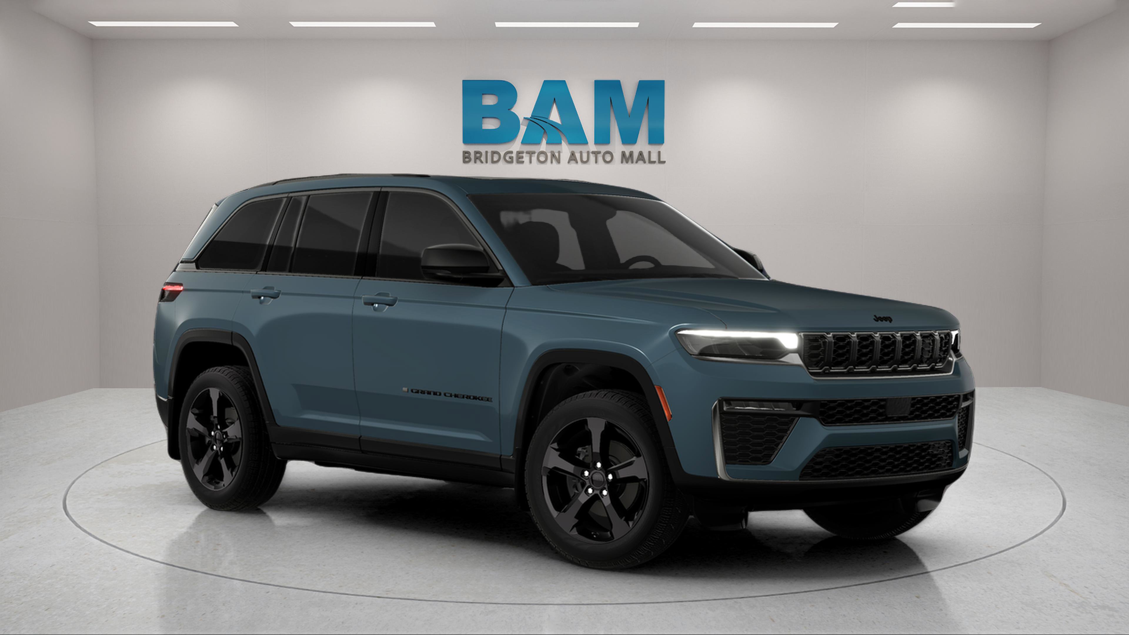New 2026 Jeep Grand Cherokee Limited w/ Limited Altitude Package AWD/4WD image 1