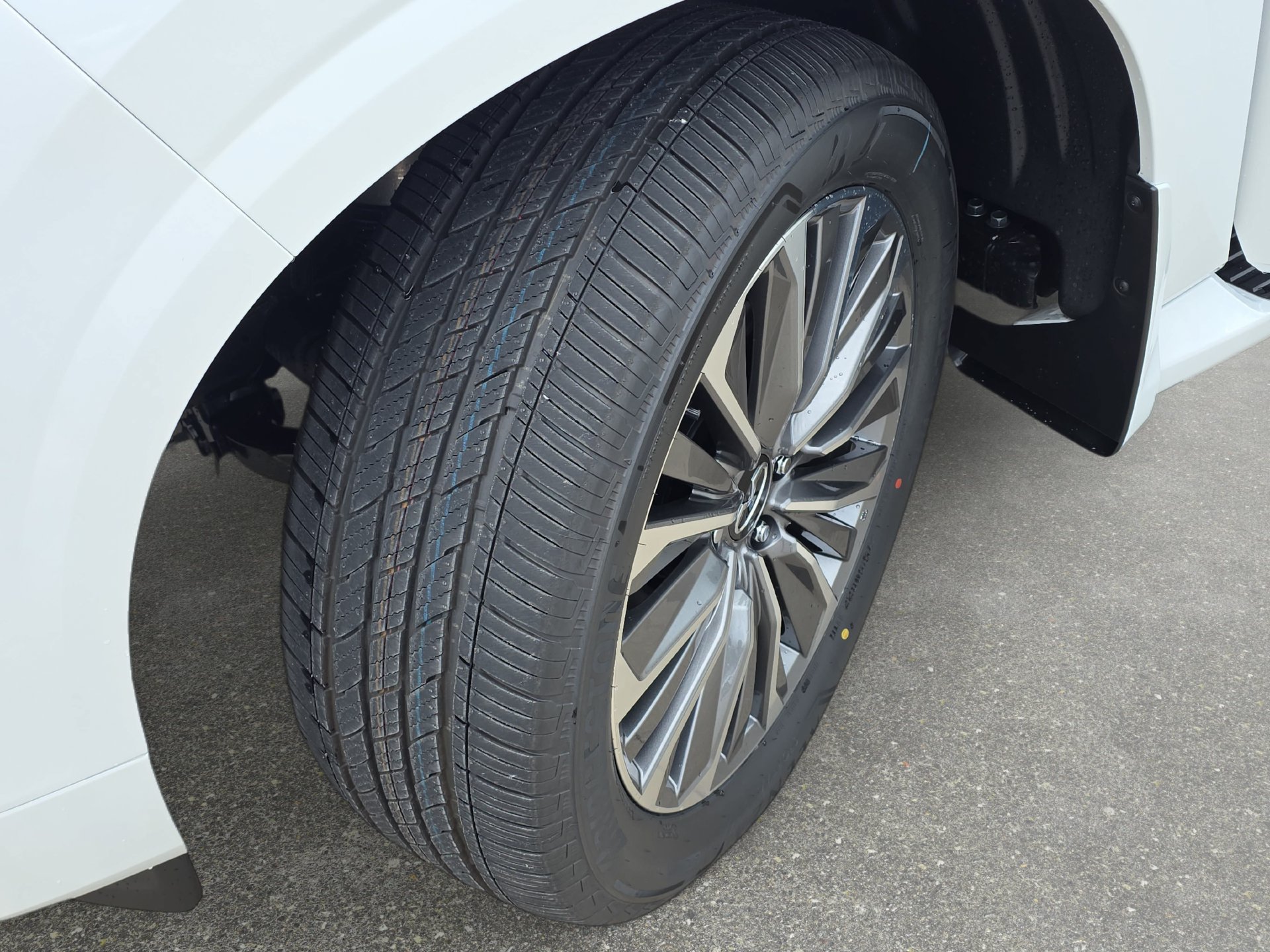 New 2026 INFINITI QX80 Luxe w/ Cargo Package RWD image 31