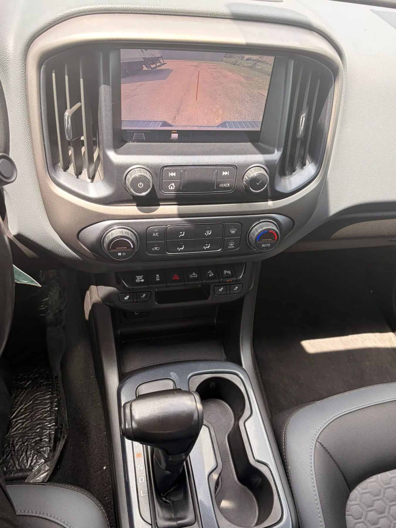 Used 2019 Chevrolet Colorado Z71 AWD/4WD image 30