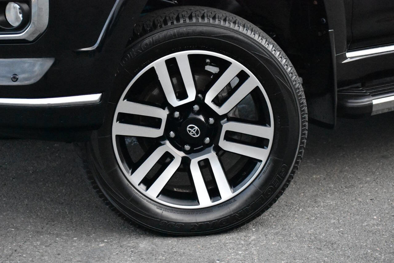 Used 2016 Toyota 4Runner Limited image 8