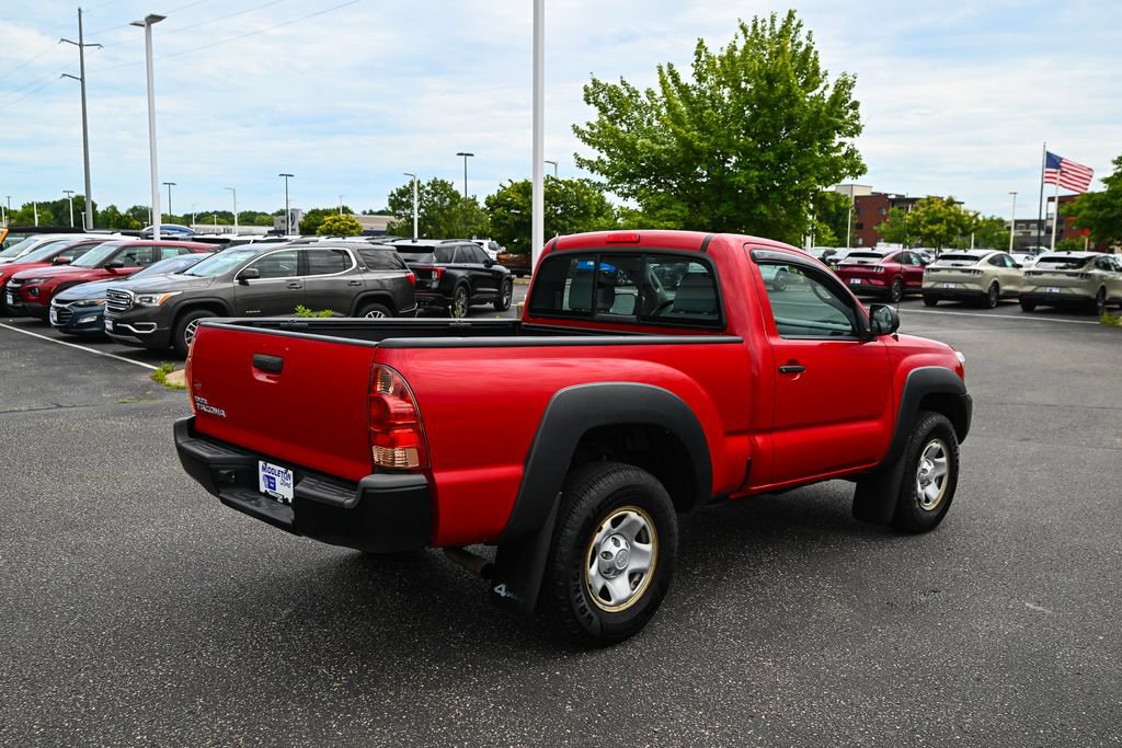Used 2014 Toyota Tacoma 4x4 Regular Cab image 5