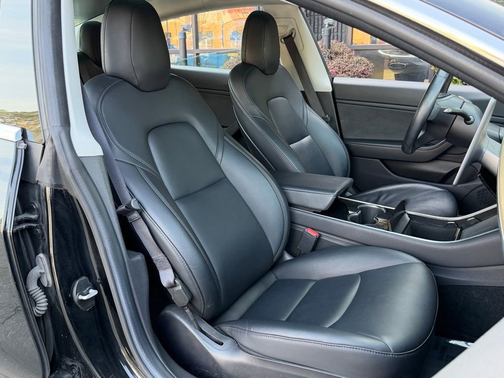 Used 2019 Tesla Model 3 Long Range image 34