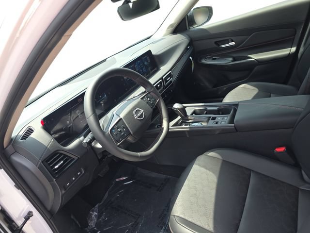 New 2026 Nissan Sentra SR w/ SR Premium Package FWD image 13