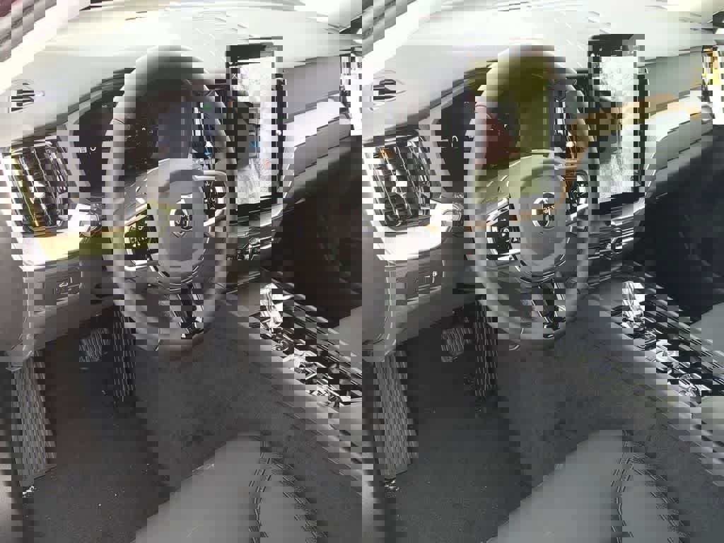 New 2026 Volvo XC60 T8 Plus w/ Protection Package Premier image 2