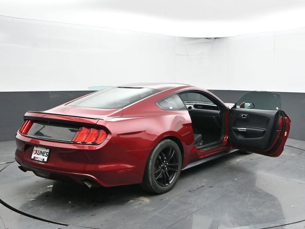 Used 2017 Ford Mustang Coupe RWD image 46