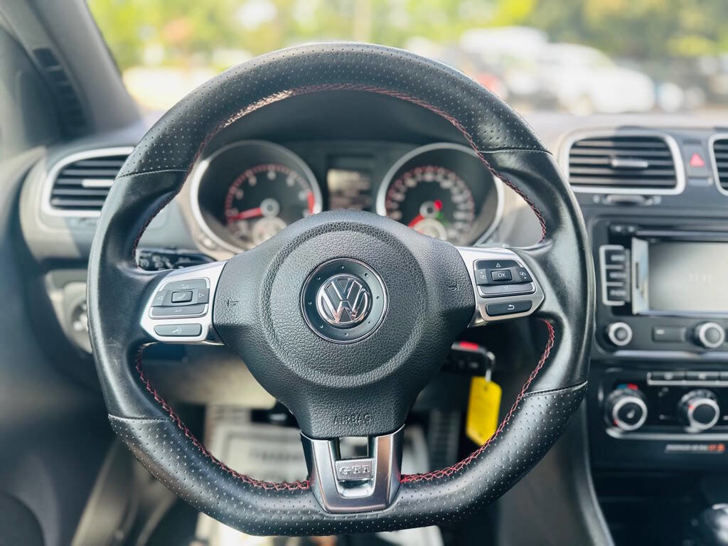 Used 2011 Volkswagen Golf 2-Door image 13