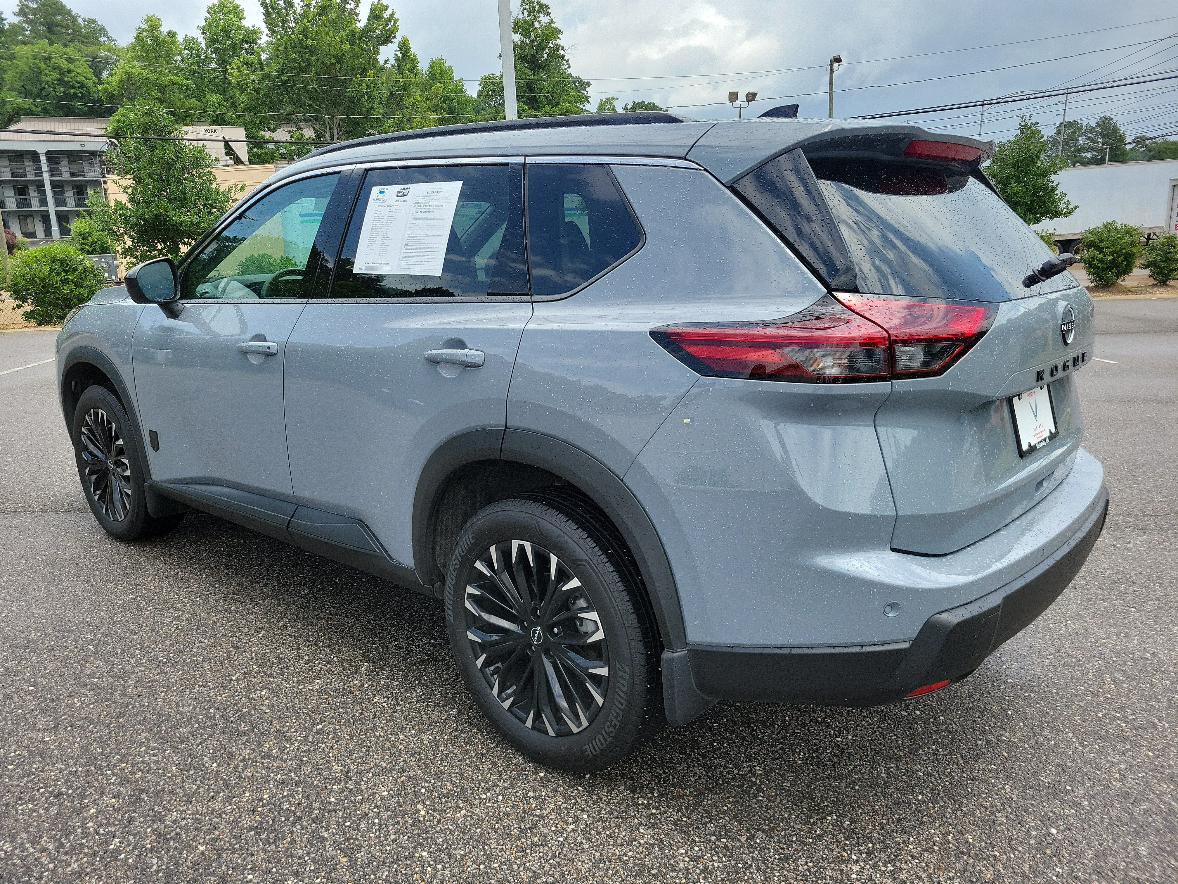 Used 2026 Nissan Rogue Dark Armor FWD image 7
