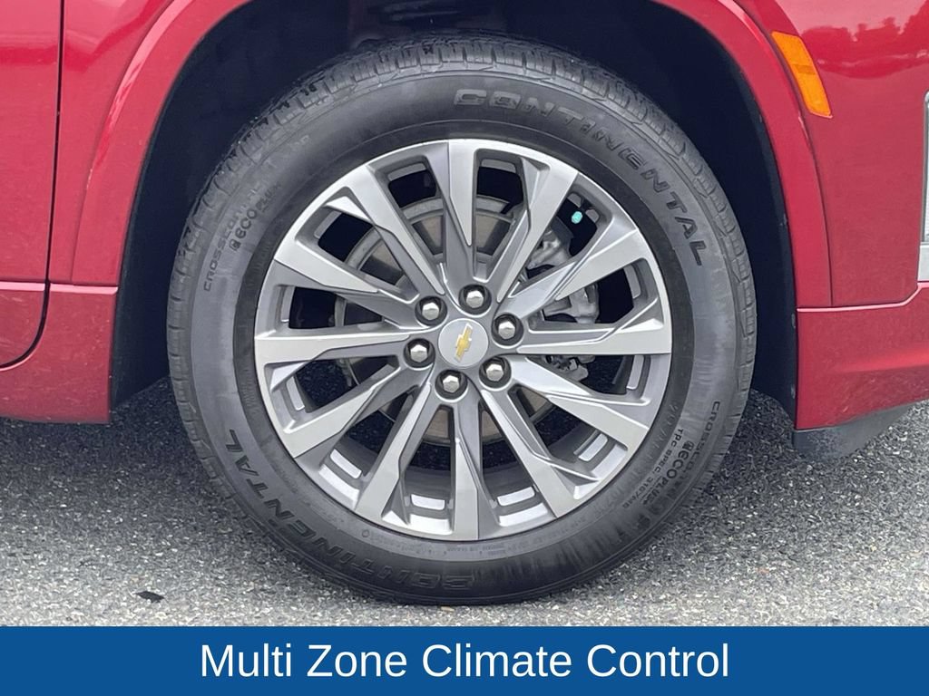 Used 2023 Chevrolet Traverse Premier AWD/4WD image 10