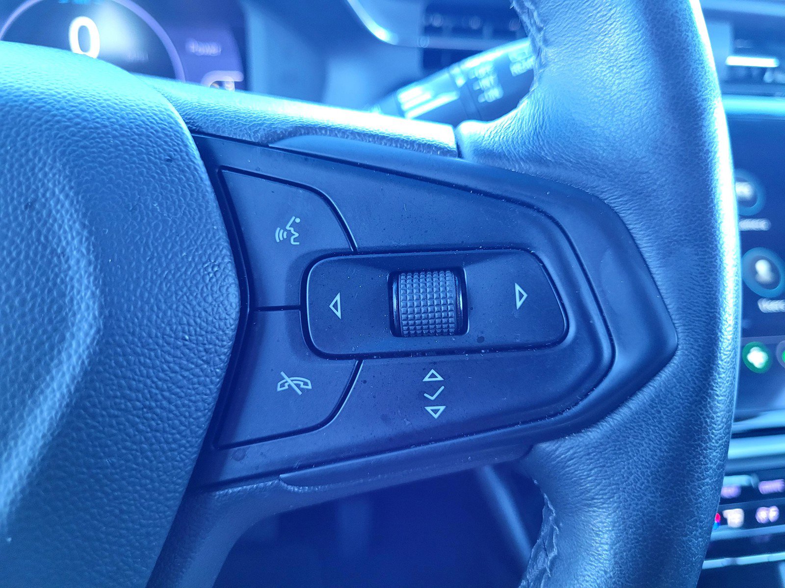 Used 2023 Chevrolet Bolt LT w/ Infotainment Package image 19