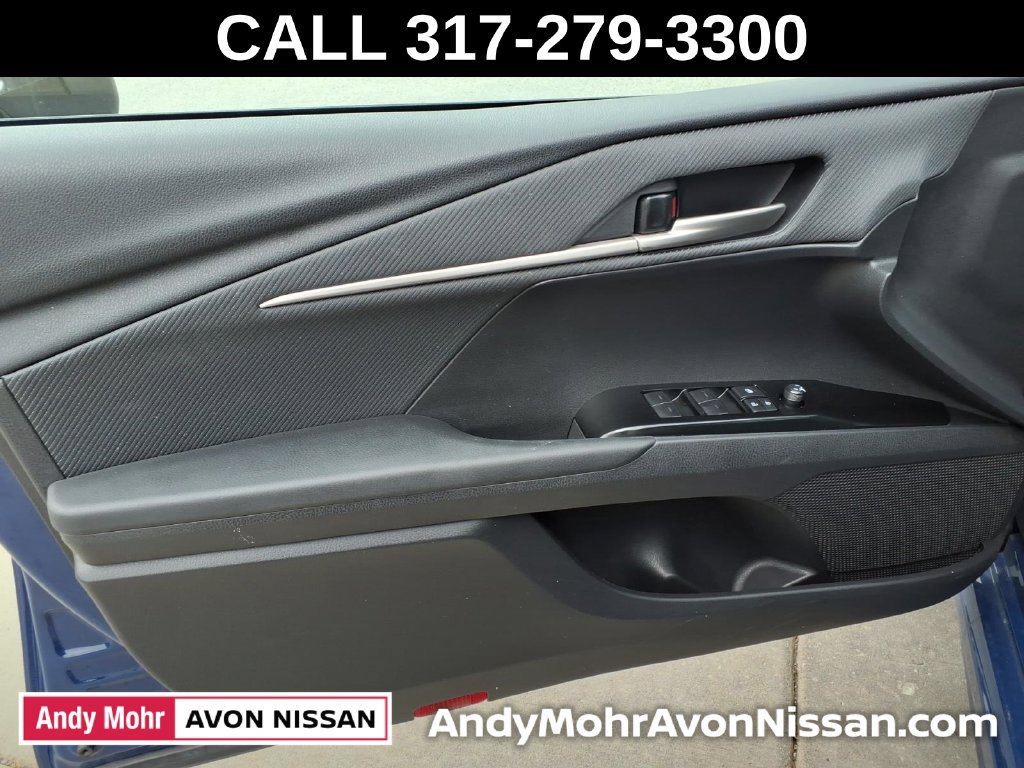 Used 2025 Toyota Camry SE FWD image 15