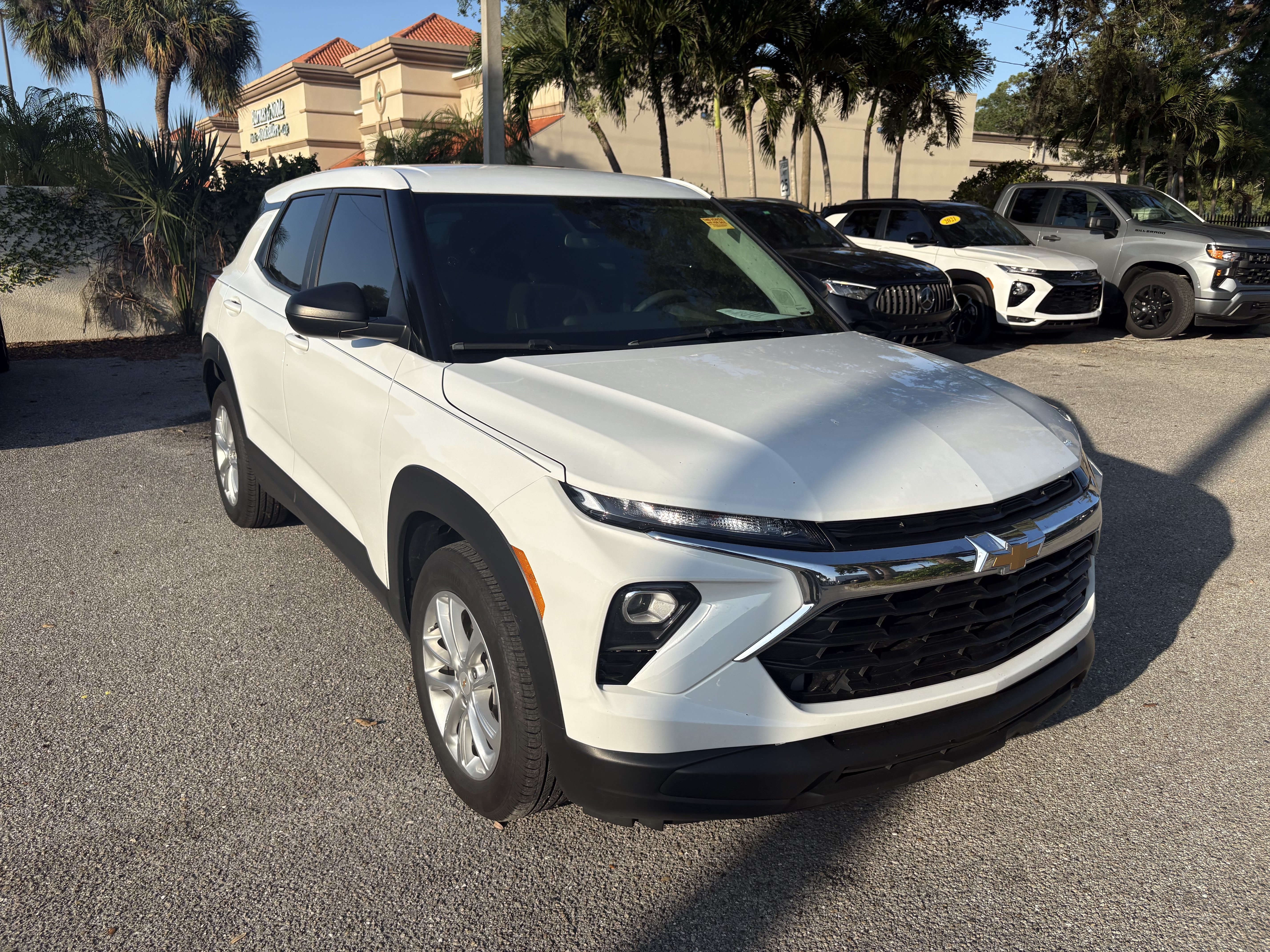 Used 2024 Chevrolet TrailBlazer LS w/ LS Convenience Package