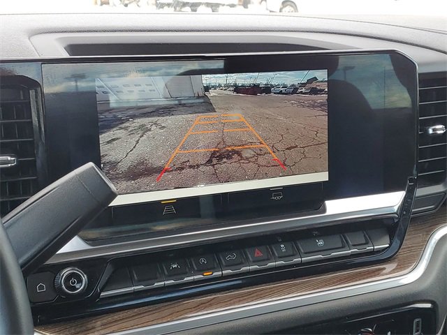 Used 2024 Chevrolet Silverado 1500 LT image 15