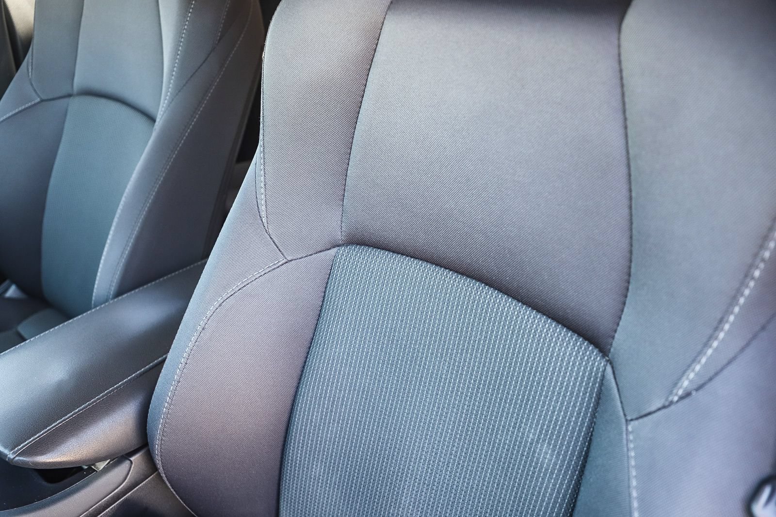 Certified 2023 Toyota Venza LE AWD/4WD image 24
