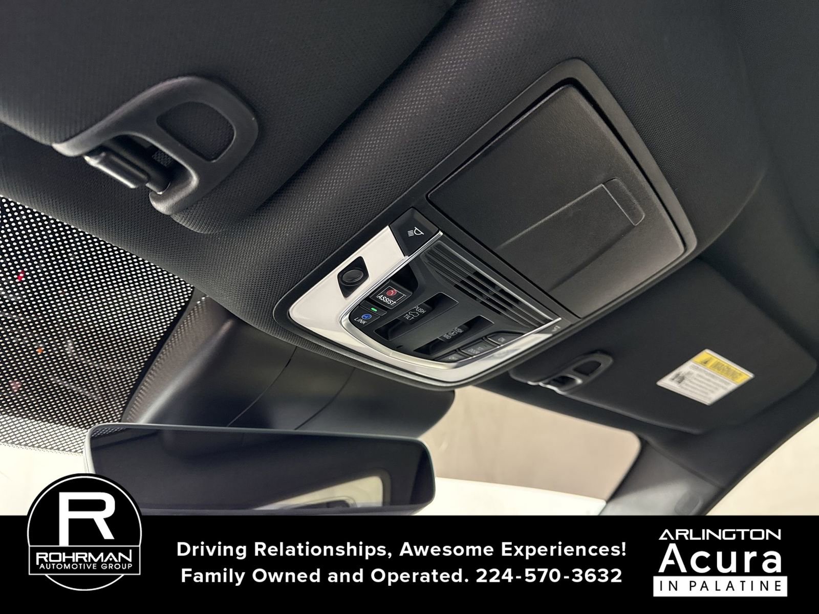 Used 2025 Acura RDX SH-AWD image 10