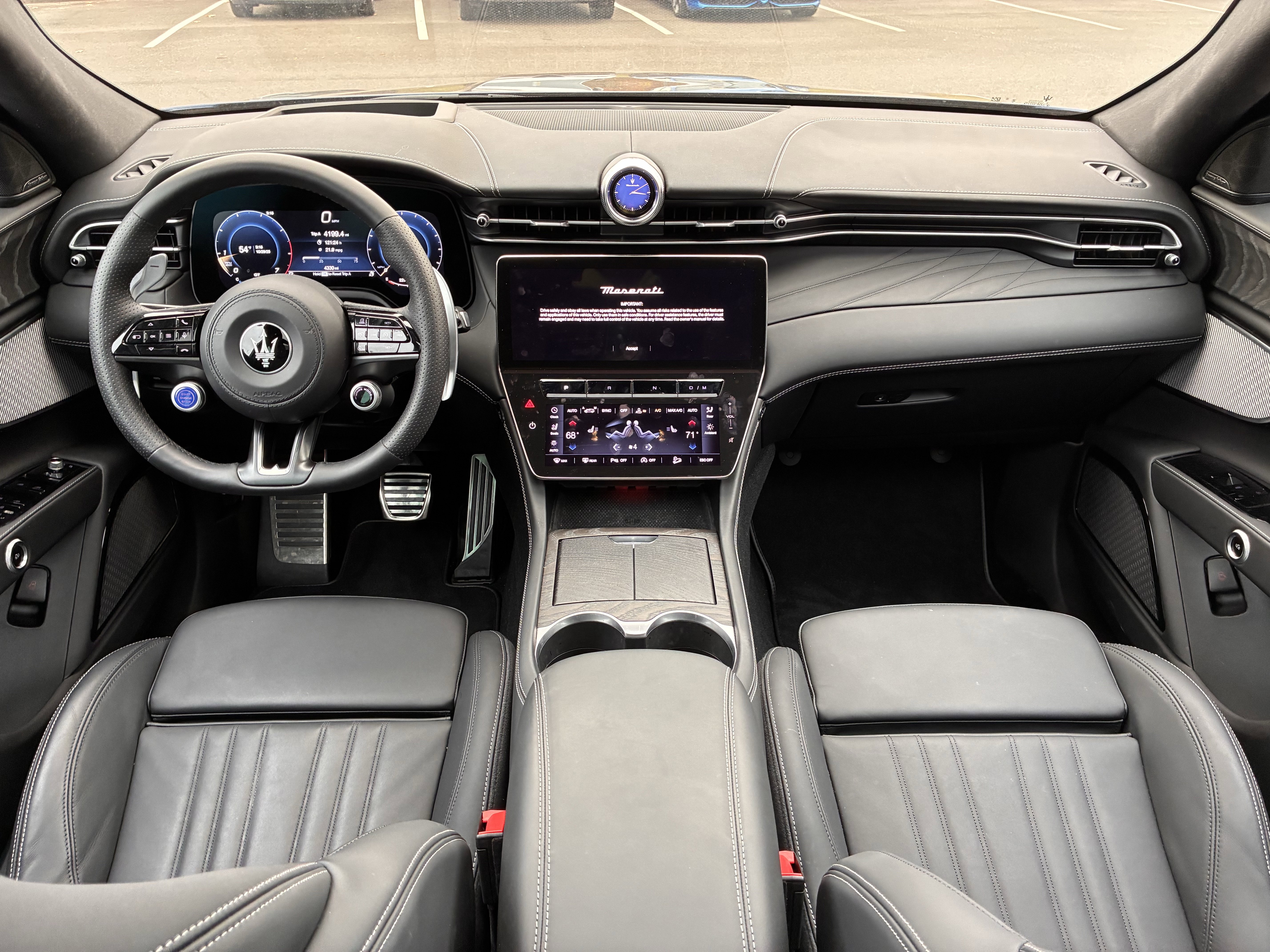 New 2025 Maserati Grecale Modena image 2