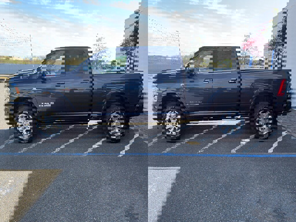 Used 2021 RAM 3500 Limited image 6