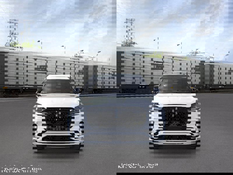 New 2026 Lincoln Aviator Reserve image 6