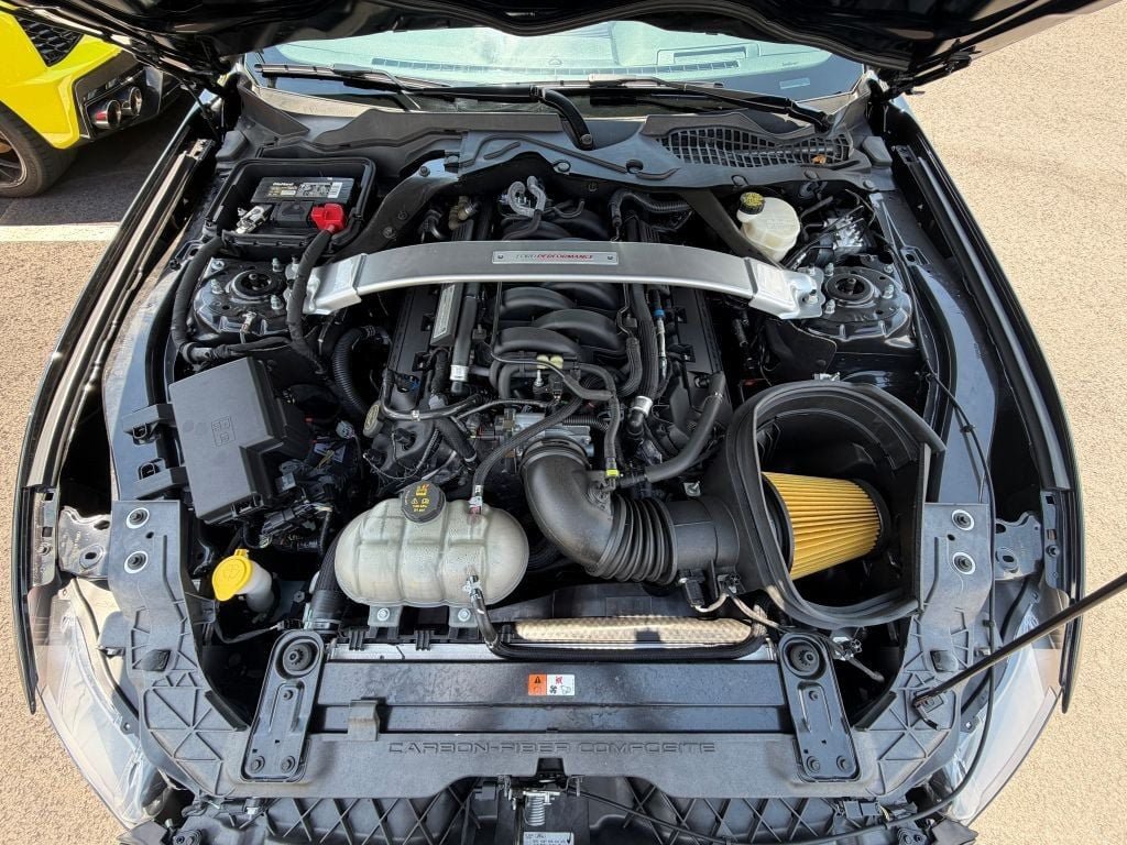 Used 2017 Ford Mustang Shelby GT350 RWD image 29