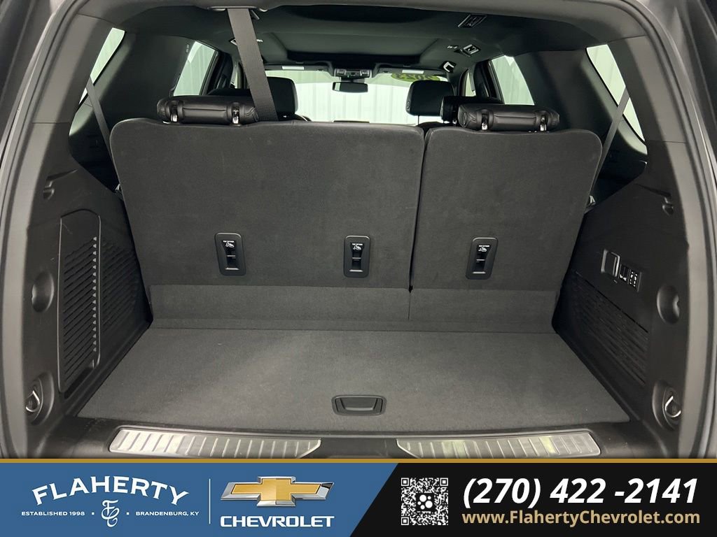 Used 2023 Chevrolet Tahoe Z71 w/ Luxury Package AWD/4WD image 20