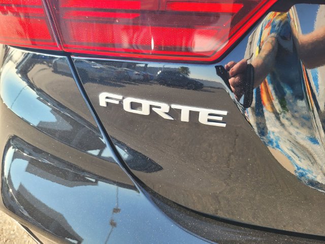 Used 2023 Kia Forte GT FWD image 10