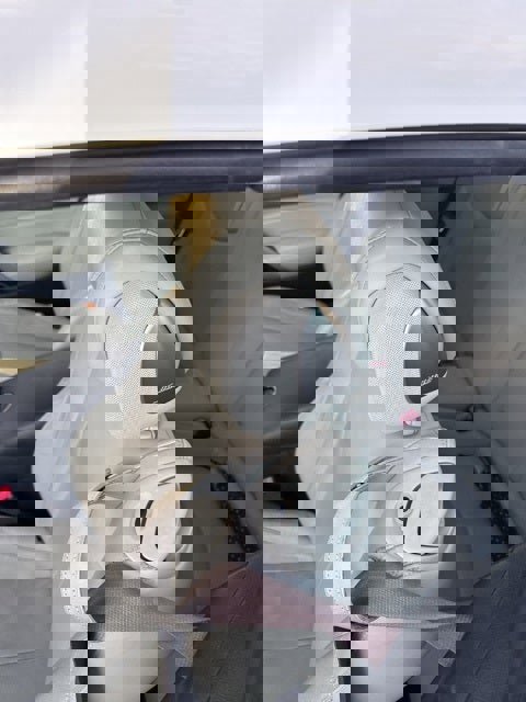 Used 2015 INFINITI Q60 Convertible w/ Premium Package image 15