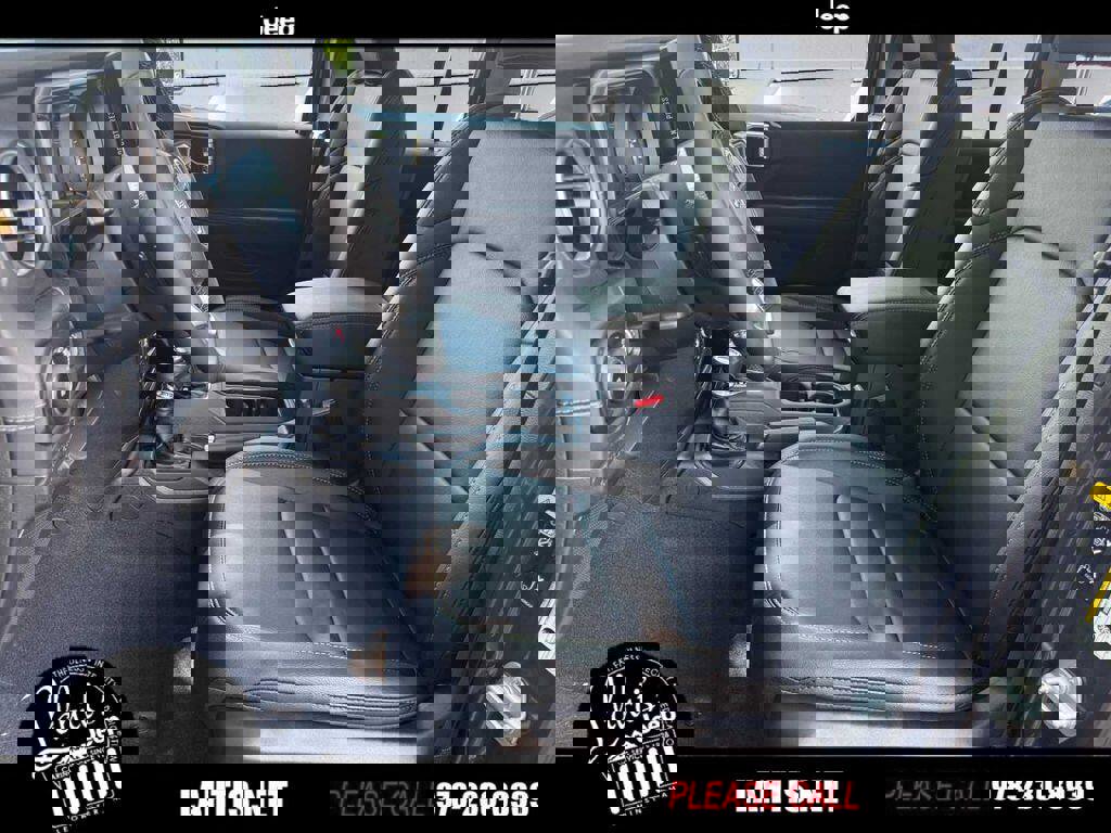 New 2025 Jeep Wrangler Unlimited Sahara image 11