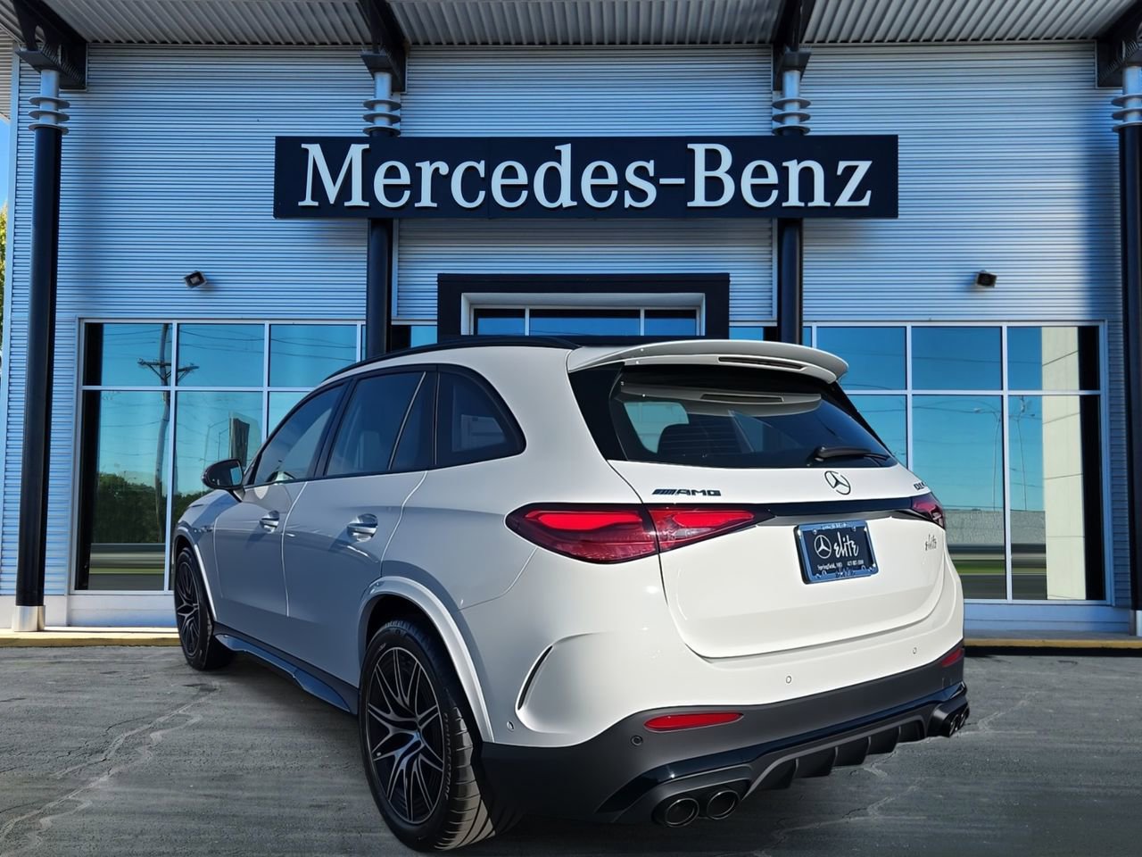 New 2026 Mercedes-Benz GLC 43 AMG 4MATIC image 4