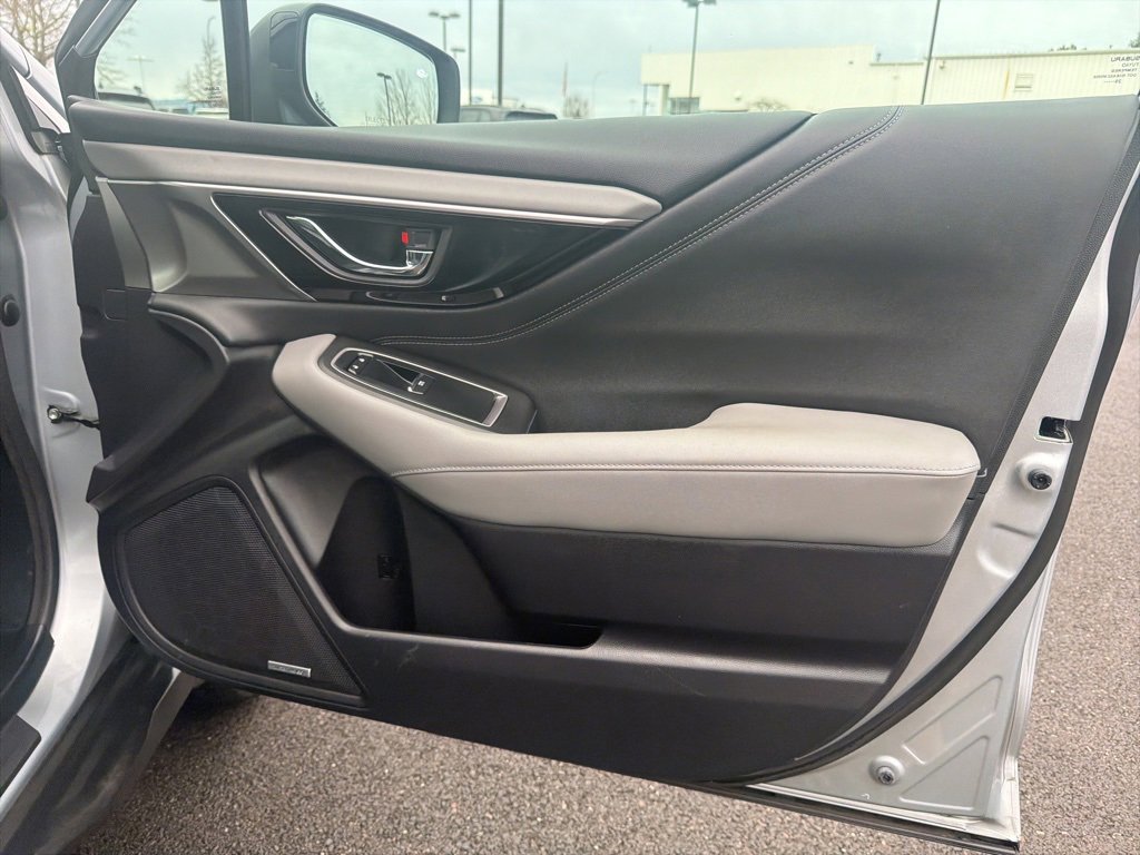 Used 2020 Subaru Outback Limited w/ Popular Package #2 image 28
