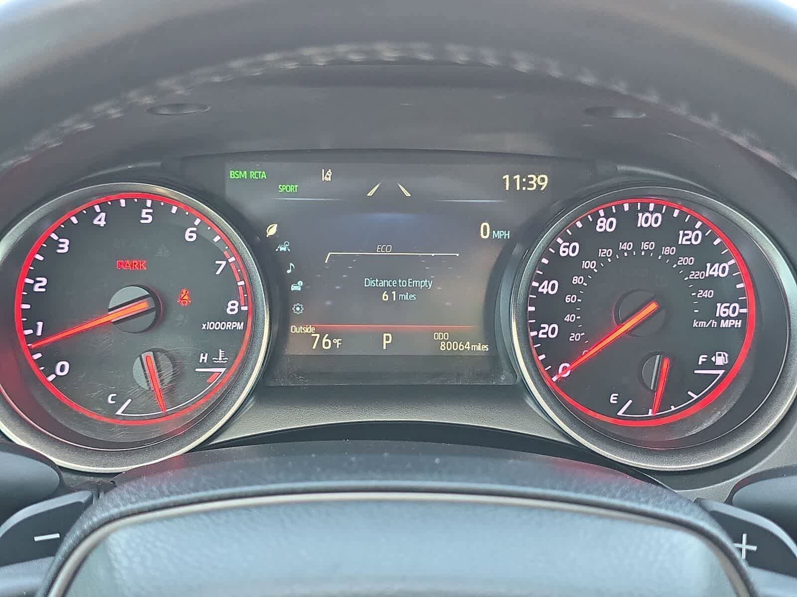 Used 2022 Toyota Camry XSE FWD image 30