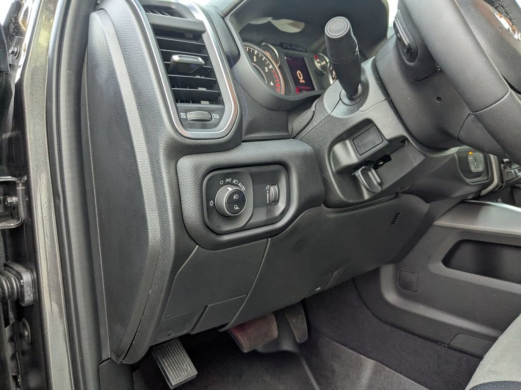 New 2025 RAM 2500 Big Horn AWD/4WD image 18